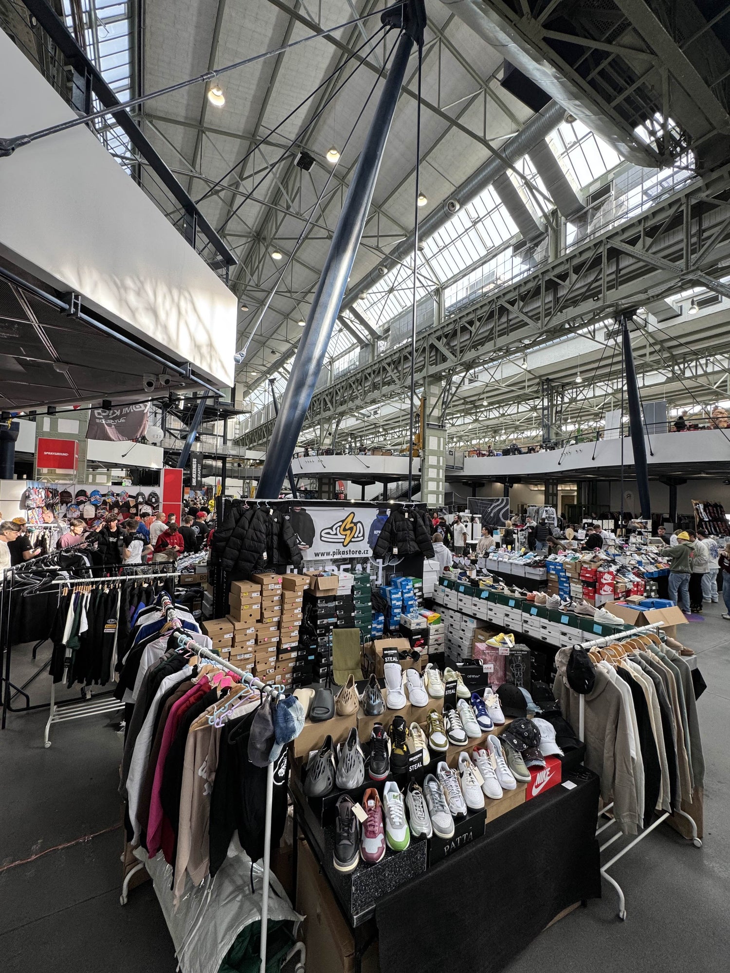 Budapešť Sneakerness 2024: Pikastore na největší sneaker akci ve střední Evropě