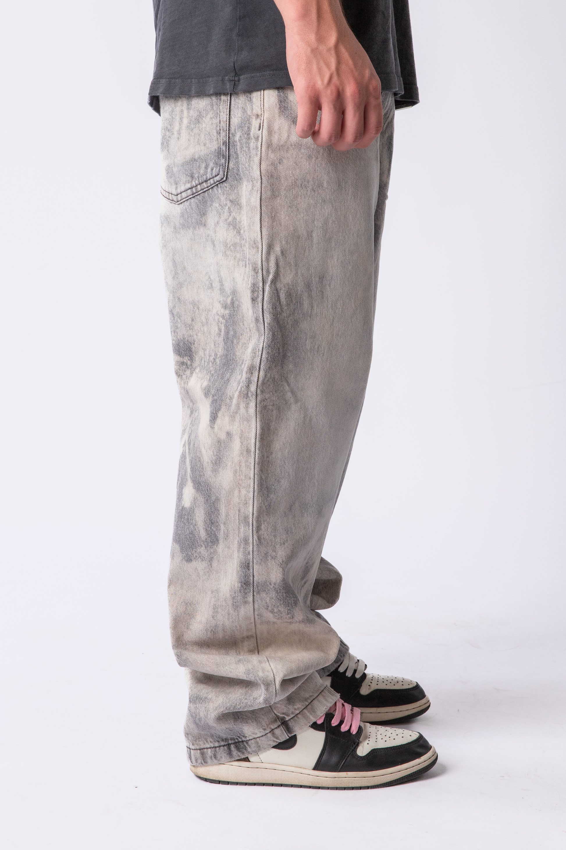 Custom Bleached Jeans-Kalhoty-Custompantsprg-pikastore.cz