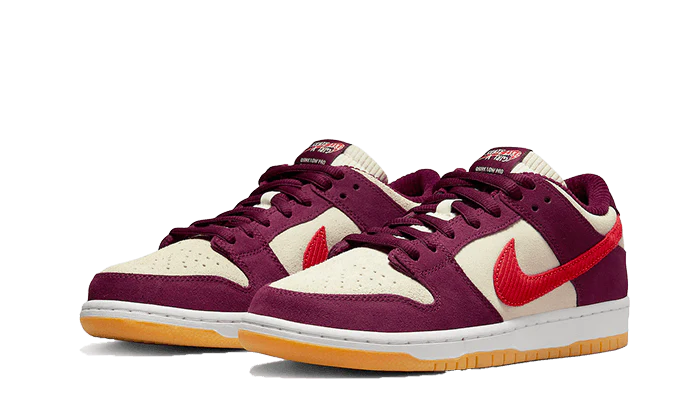Nike SB Dunk Low Skate Like a Girl-sneakers-Nike-pikastore.cz