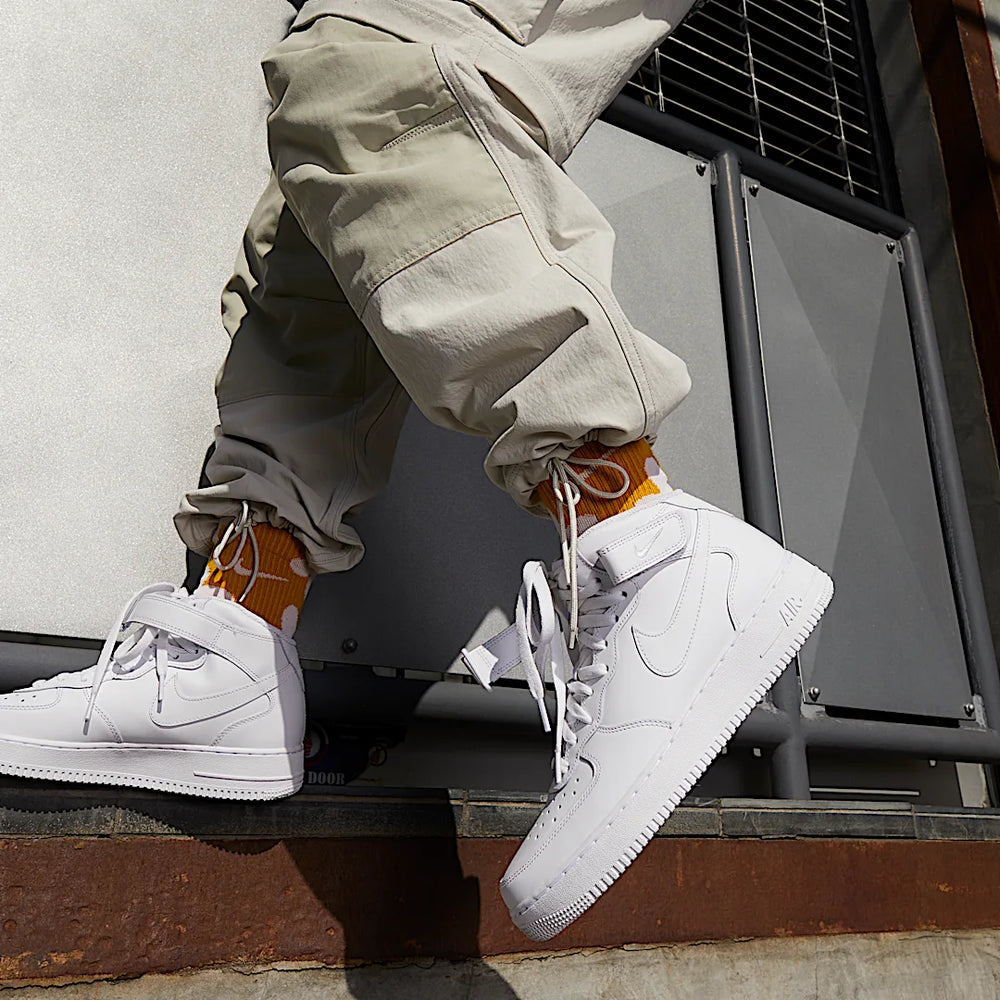 Nike Air Force 1 Mid LE GS Triple White-Nike-pikastore.cz
