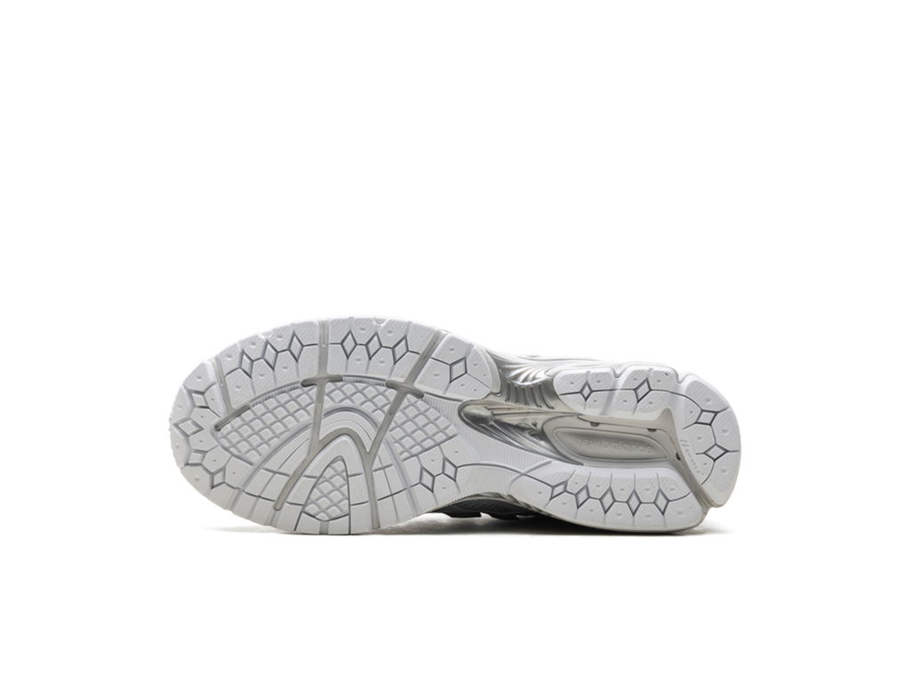 New Balance 1906W Silver Metallic White-New Balance-pikastore.cz