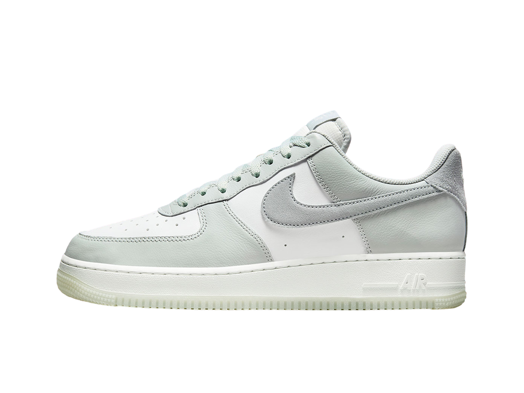 Nike Air Force 1 07 LV8 Light Silver Pumice
