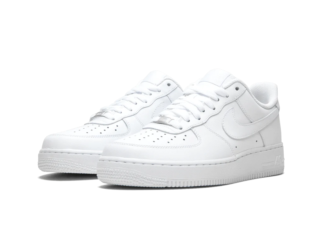 Nike Air Force 1 07 Triple White-Shoes-Nike-pikastore.cz