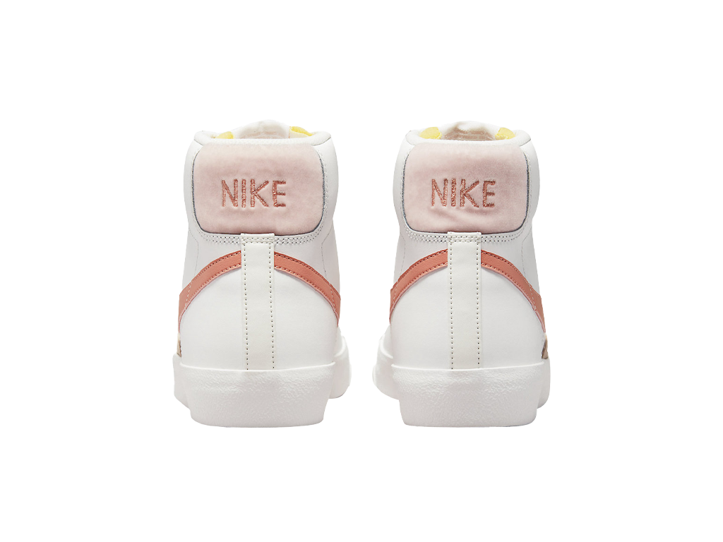 Nike Wmns Blazer Mid 77 Light Madder Root-Nike-pikastore.cz