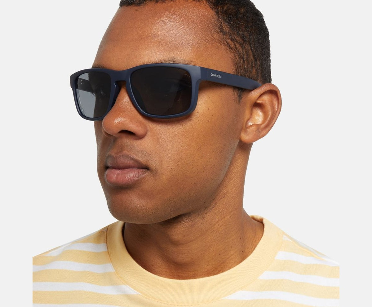 Calvin Klein Sunglasses Navy – gafas – foto 4 de 4