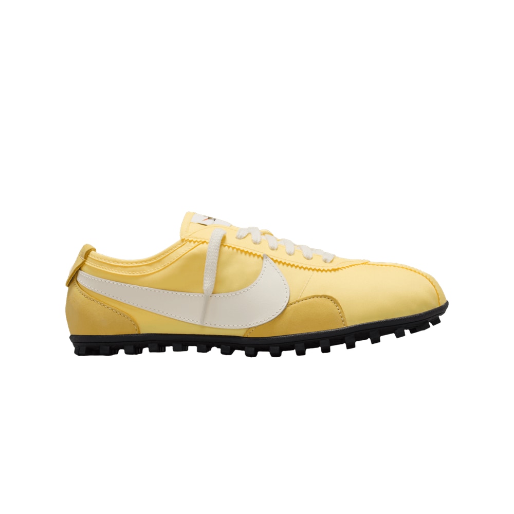 Nike Wmns Moon OG Soft Yellow – sneakers, orange