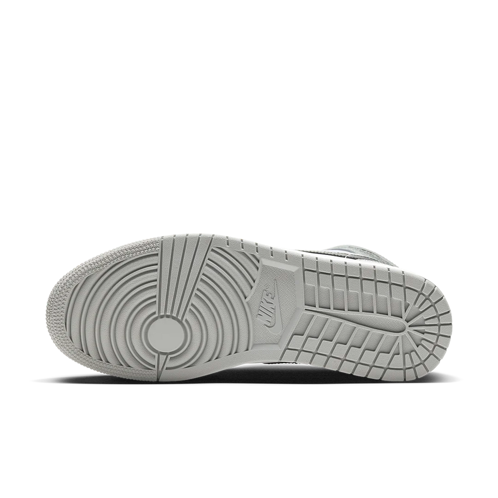 Nike Air Jordan 1 Mid Light Smoke Grey-sneakers-Air Jordan-pikastore.cz