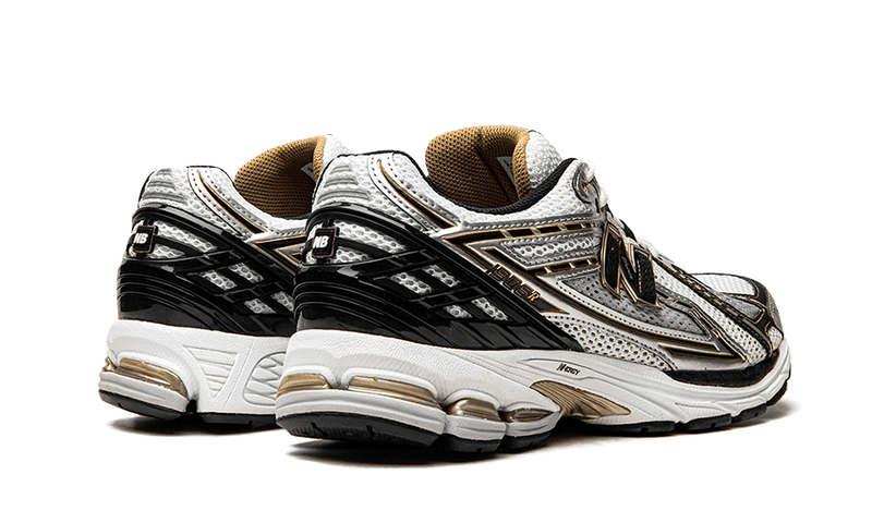 New Balance 1906R White Metallic Gold-sneakers-New Balance-pikastore.cz