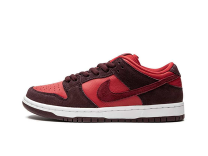 Nike SB Dunk Low Cherry