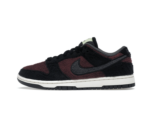 Nike Dunk Low SE Fleece Pack Burgundy Crush (Women's)