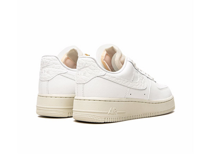 Nike Wmns Air Force 1 Low Premium Jewels