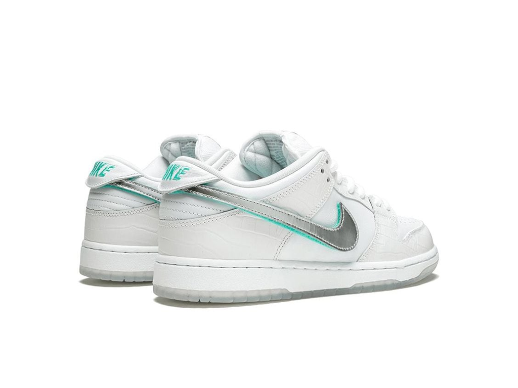 Diamond Supply Co. x Nike Dunk Low Pro SB White Diamond