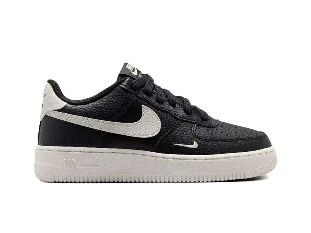 Nike Air Force 1 Big Swoosh Black – tenisky – fotka 3 z 5