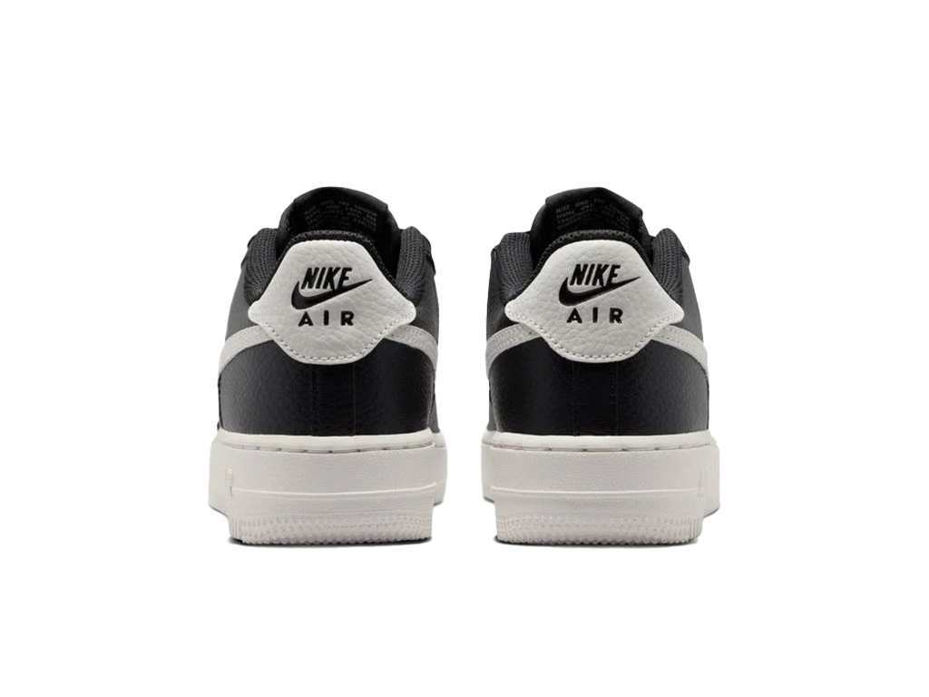 Nike Air Force 1 Big Swoosh Black – tenisky – fotka 4 z 5