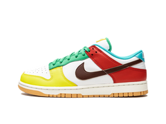 Nike Dunk Low SE Free.99 - White
