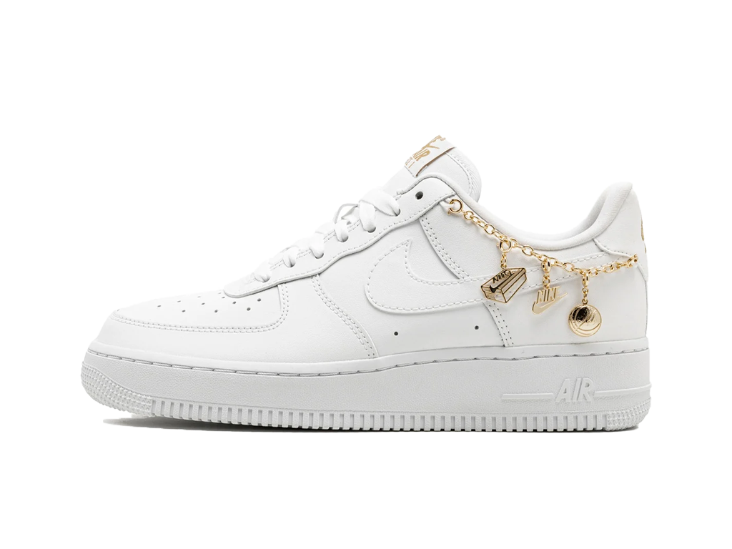 Nike Wmns Air Force 1 07 LX Lucky Charms-Shoes-Nike-pikastore.cz