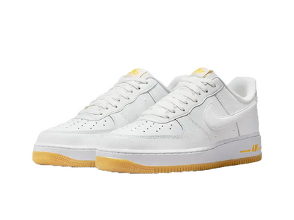 Nike Air Force 1 Low '07 White University zlatne gume