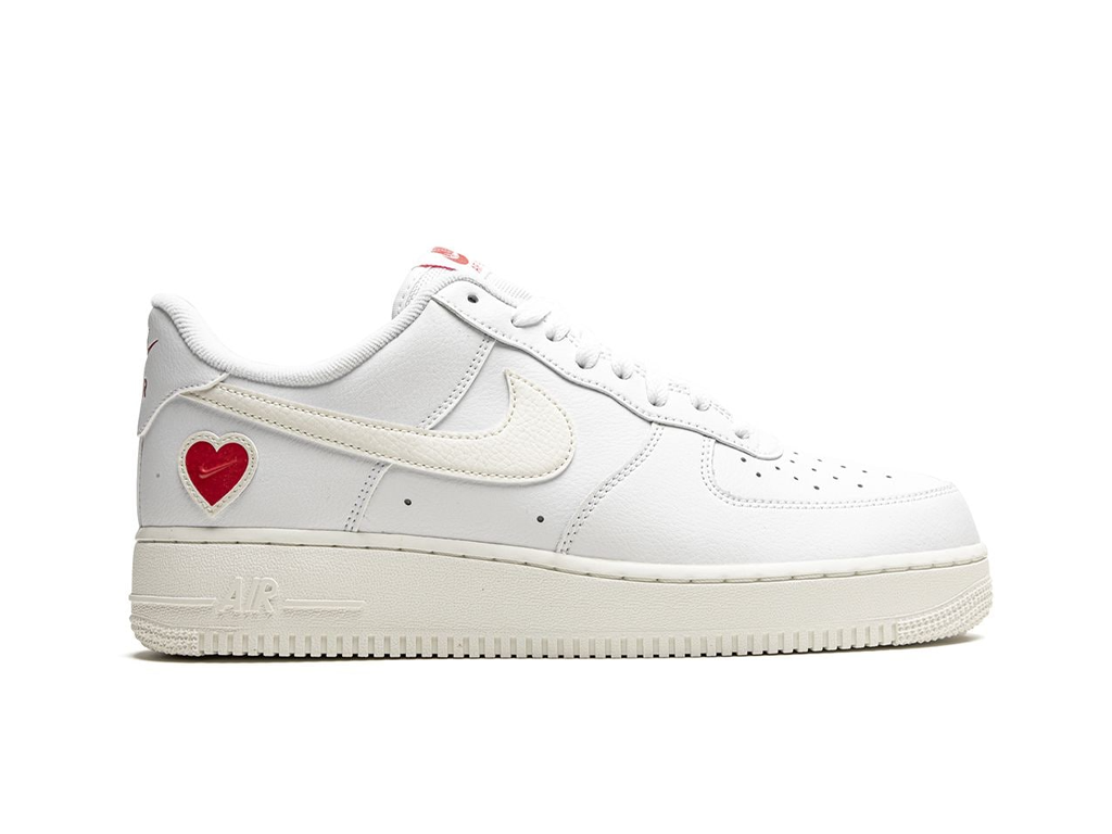 Nike Air Force 1 Low Valentines Day 2021