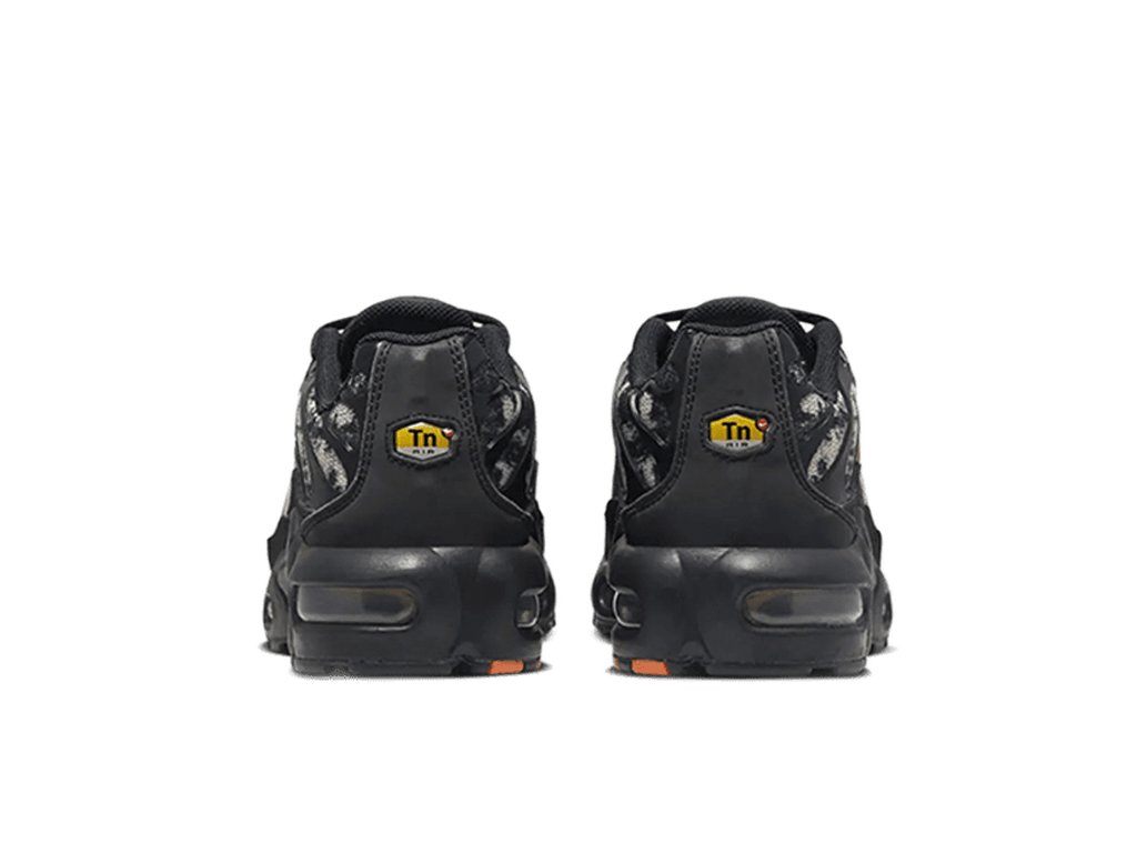 Nike Air Max Plus GS Black Orange Camo-Nike-pikastore.cz