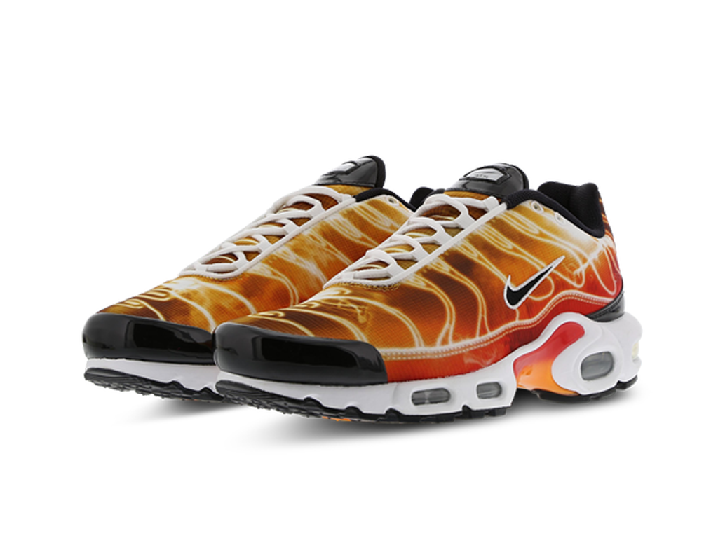 Nike Air Max Plus Light Photography