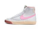 Nike Blazer Mid 77 GS White Pink Spell-Nike-pikastore.cz