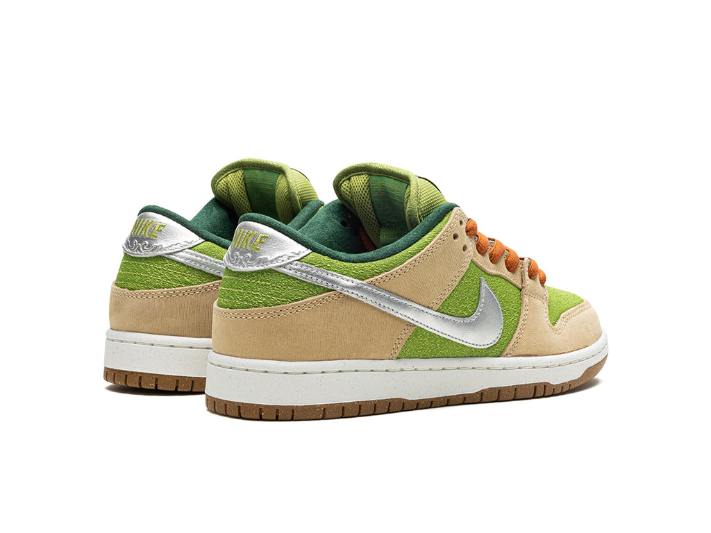 Nike Dunk Low SB Escargot