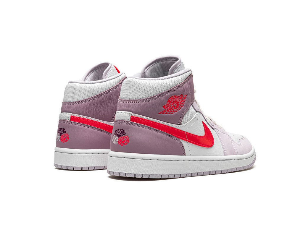 Nike Wmns Air Jordan 1 Mid Valentines Day-Air Jordan-pikastore.cz
